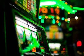 kyat7 s အွန်လိုင်း စလော့ Jackpot ပွင့်နေသော နီးအွန် Slot မျက်နှာပြင်
